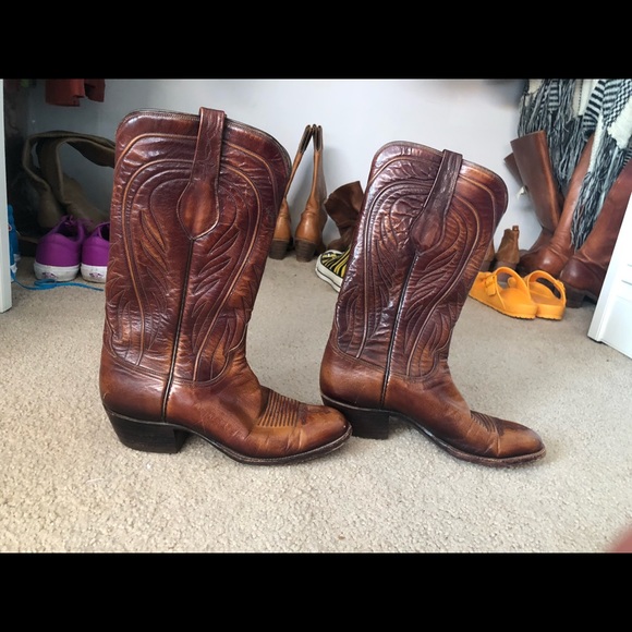 Women’s Vintage brown Lucchese cowboy boots size 8 - Picture 10 of 11
